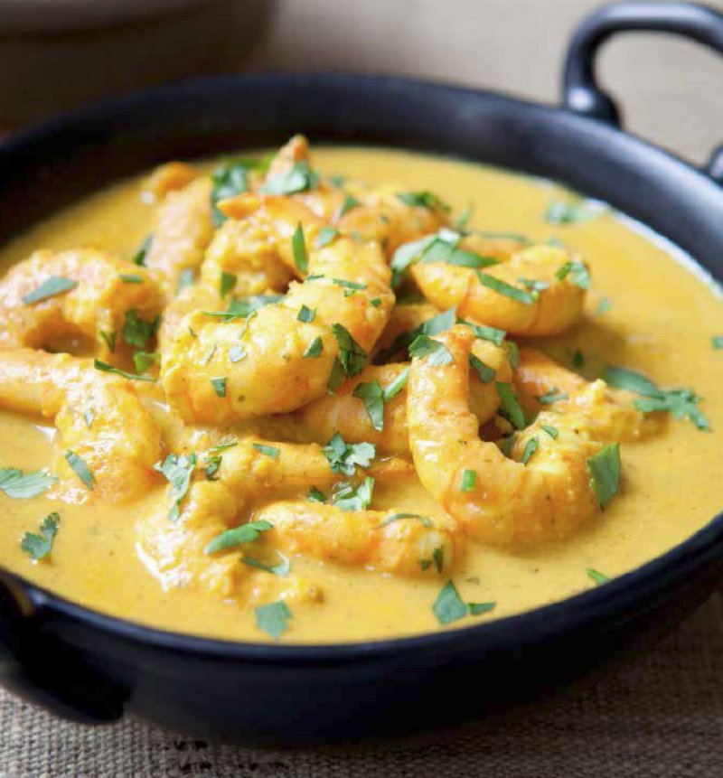 Creamy prawn korma