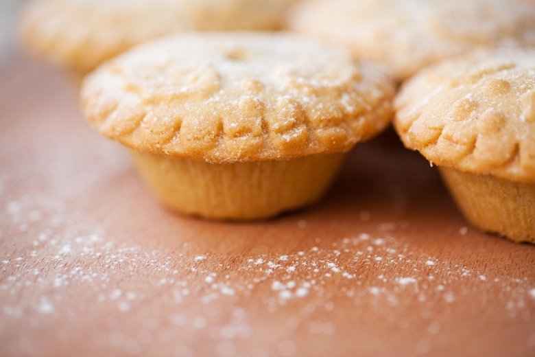 Sweet mince pies dusted with icing sugar. Image by <a href=index1ffd.html?utm_source=link-attribution&utm_medium=referral&utm_campaign=image&utm_content=72855%22>PublicDomainPictures</a> from <a href=index6974.html?utm_source=link-attribution&utm_medium=referral&utm_campaign=image&utm_content=72855%22>Pixabay</a>%22>
					</a>
		<figcaption class=